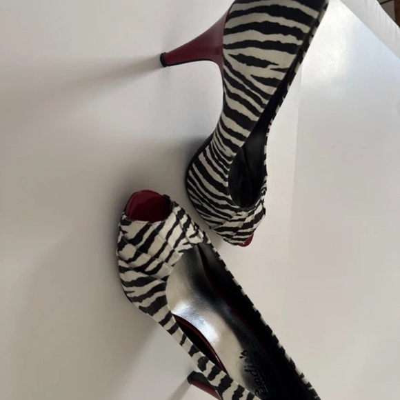 Candie's Black & White Zebra Peep-Toe Heels with Red Accents - Picture 3 of 5